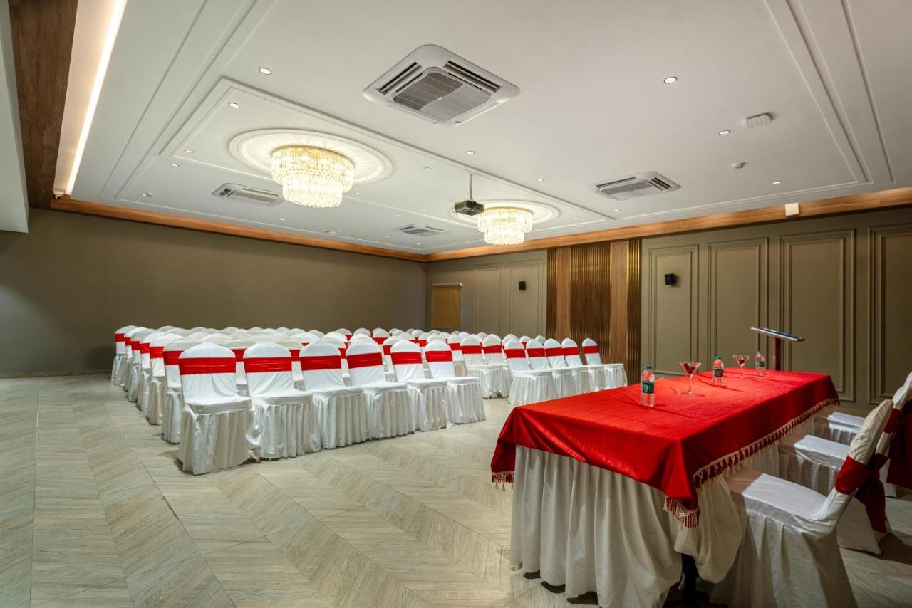 Viera Elite - Jubilee Hills Hotel Hyderabad Luaran gambar