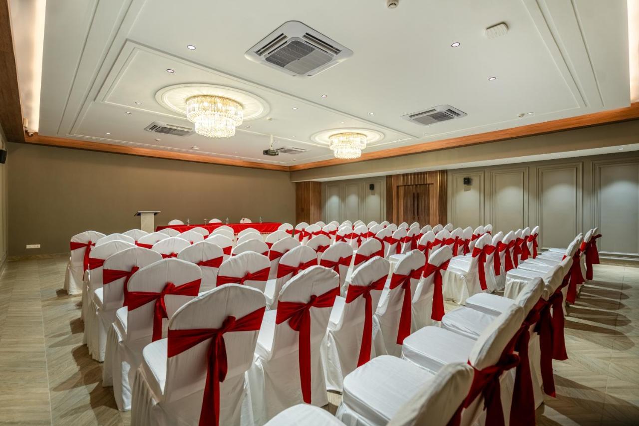 Viera Elite - Jubilee Hills Hotel Hyderabad Luaran gambar